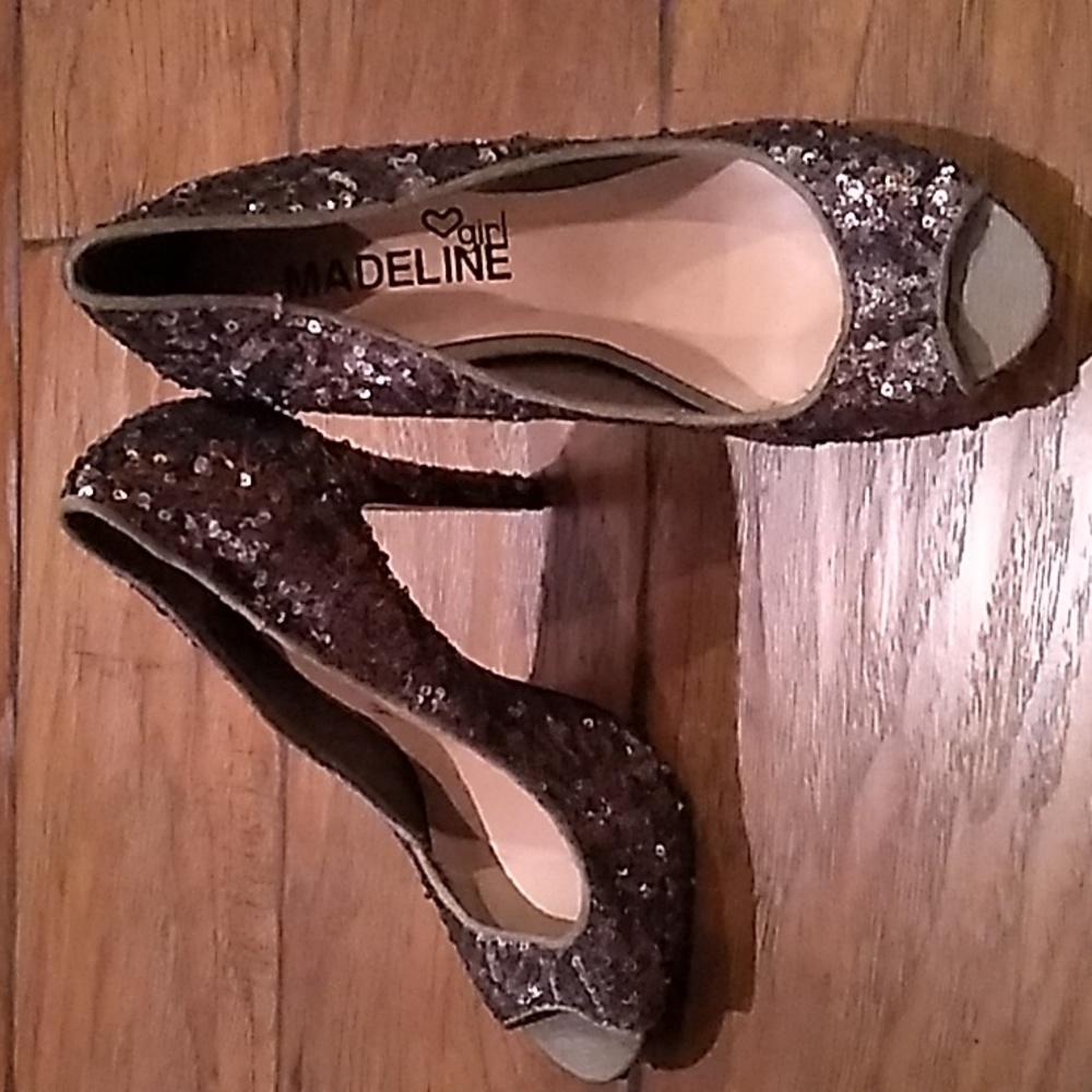 Madeline girl Silver Sequin Heels Size 8
